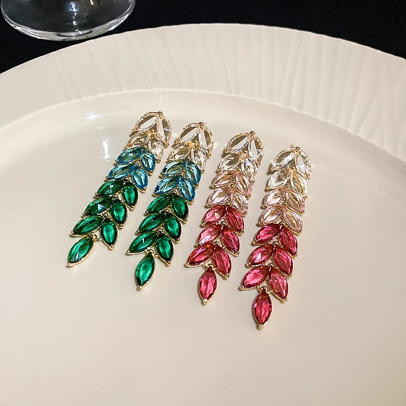Vintage Full Rhinestone Women's Earrings Luxury Leaf Shaped Palace Earrings European And American Ear Jewelry For Party Wedding